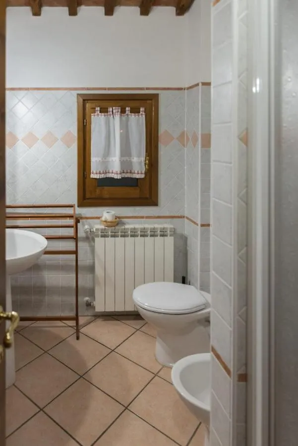 Apartment Villa Di Papiano San Baronto Italy